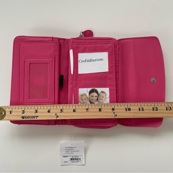 Croft & Barrow Hot Pink Safe Keeper RFID-Blocking Wallet Clutch, New with Tags! - Picture 7 of 9